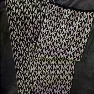 MICHAEL Michael Kors Black and White Scarf